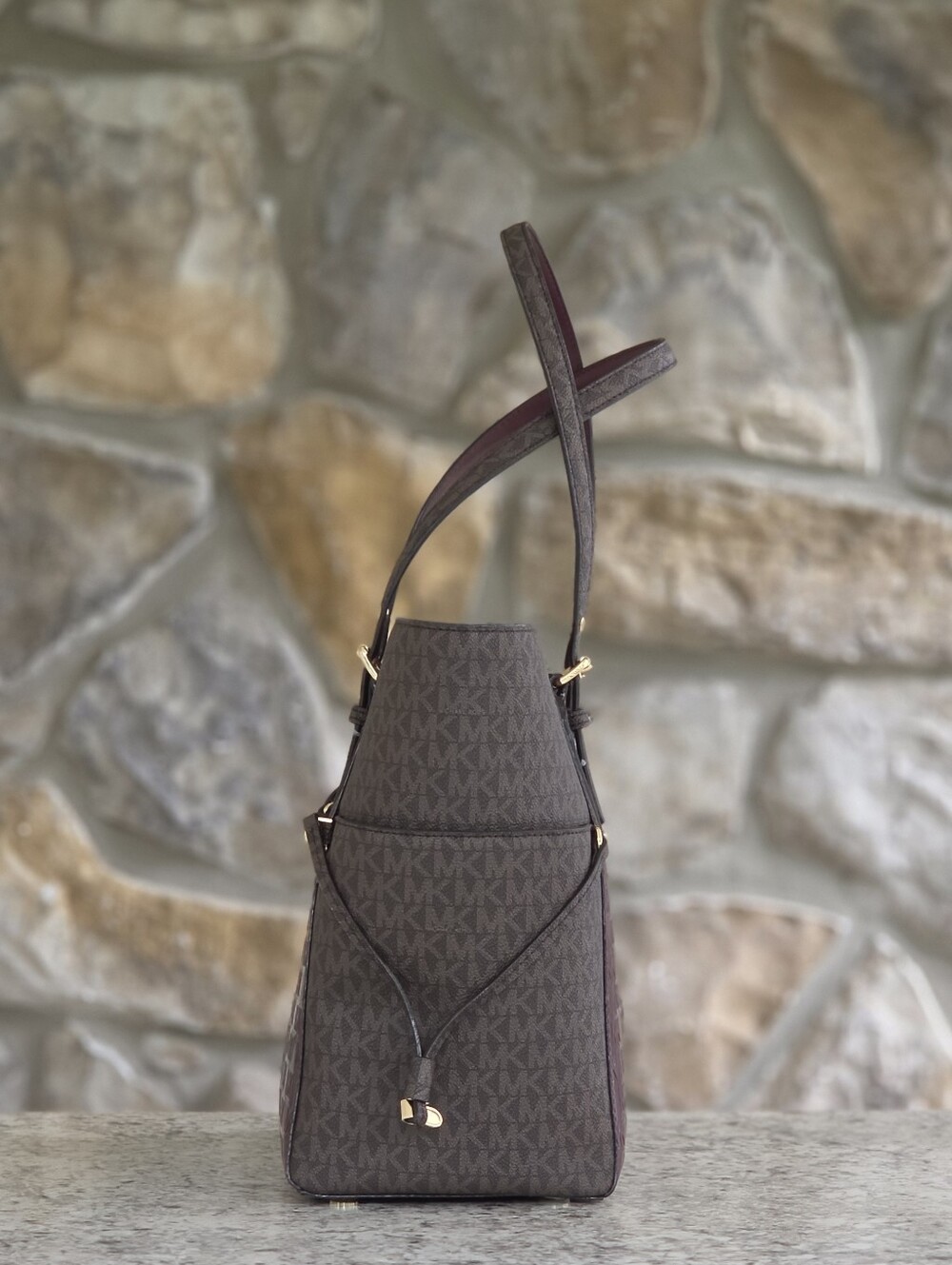 Michael Kors Voyager Logo Tote - Picture 2 of 8